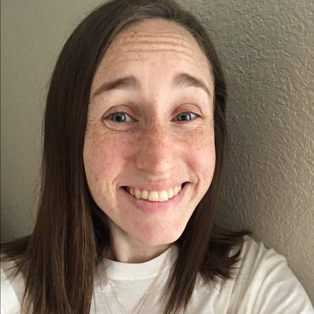 Meet your Posher, Amy